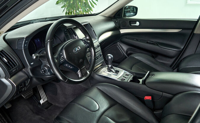 Infiniti G