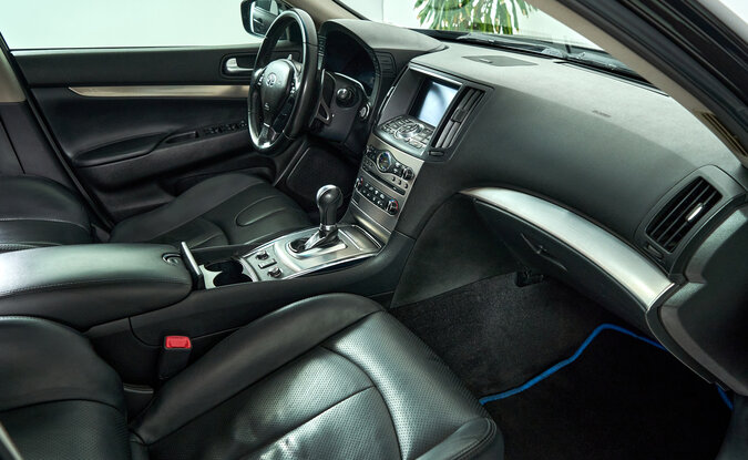 Infiniti G