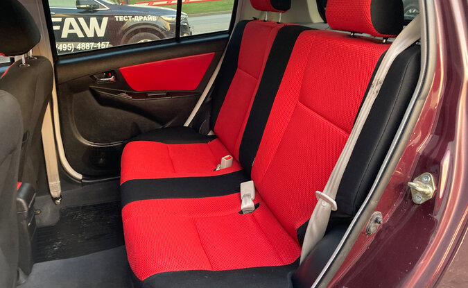 Geely MK Cross