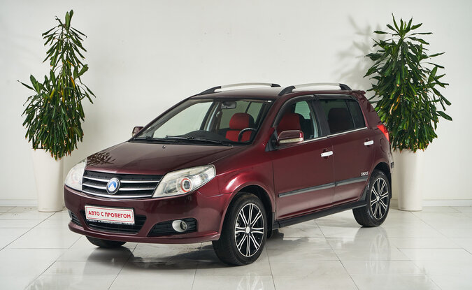 Geely MK Cross