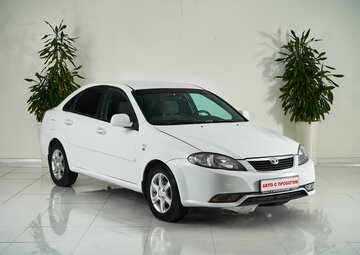 Daewoo Gentra Вид 3