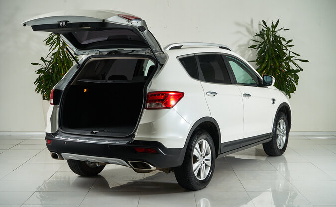 Dongfeng AX7