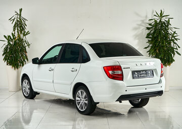Lada Granta Вид 4