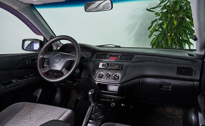 Mitsubishi Lancer