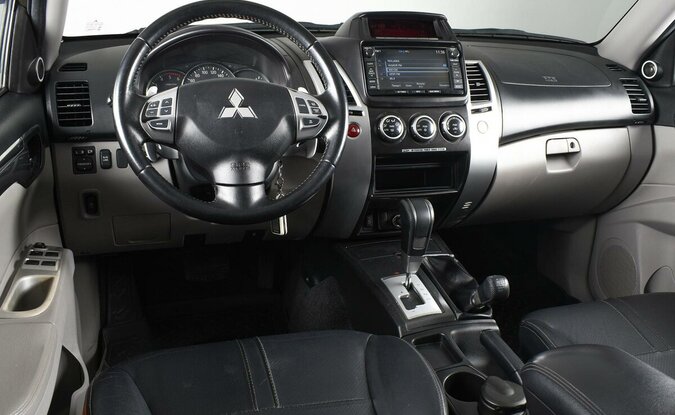 Mitsubishi Pajero Sport