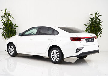 Kia Cerato Вид 4