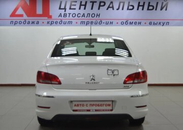 Peugeot 408 Вид 4