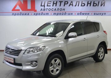 Toyota RAV4 Вид 1